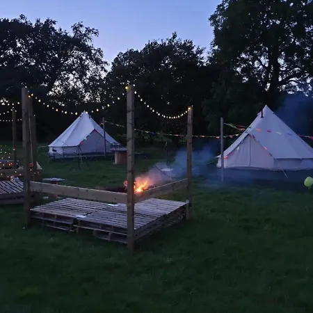 Campingplads Stargazer Bell Tent - Hang Out Zone *