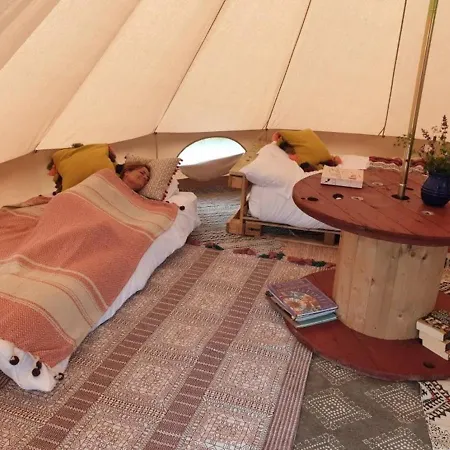 Stargazer Bell Tent - Hang Out Zone *
